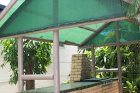 Golden Fountain Motel - Accommodation Southport 2