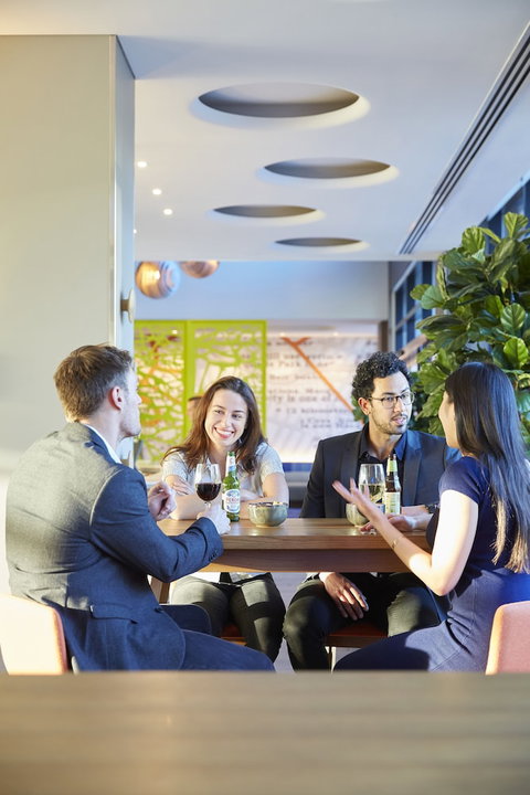 Holiday Inn Express Sydney Macquarie Park, An IHG Hotel - Accommodation Southport 3