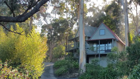 Great Ocean Road Cottages - Southport Accommodation 0