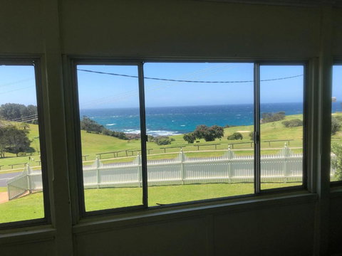 12 Bluewater Drive - Accommodation Southport 6