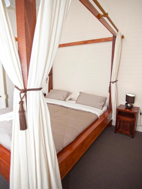 CBD Holiday Home - Accommodation Southport 5