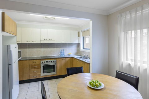 Waldorf Hornsby Residential Apartments - Southport Accommodation 2