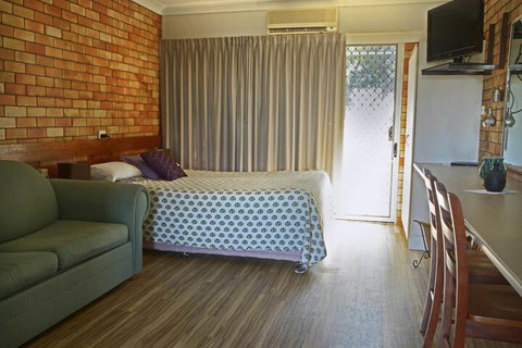 Shelly Beach Motel - Southport Accommodation 3