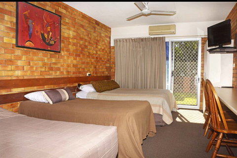 Shelly Beach Motel - Southport Accommodation 5