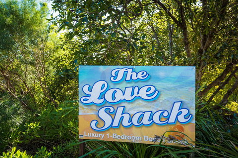 The Love Shack - Accommodation Southport 1