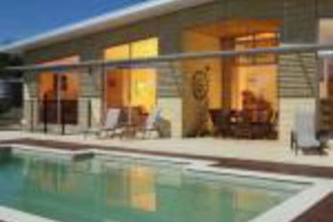 The Chocolate Lily Bed & Breakfast - Southport Accommodation 0