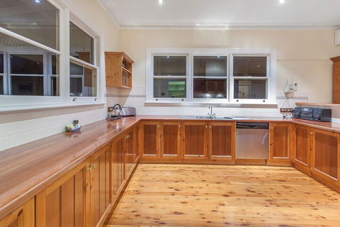 Hopkins River Homestead - Rejuvenate Stays - Southport Accommodation 5