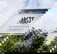 The Med Motel - Southport Accommodation
