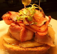 Pierre's on George - Southport Accommodation