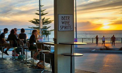 NINE 50 Restaurant & Bar - Southport Accommodation 1