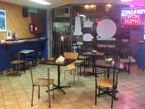 A & C Fish N Chippery - Southport Accommodation 0