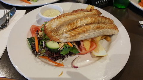 The Black Horse Restaurant - Southport Accommodation 0