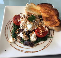 Lake Cafe and Deck - Southport Accommodation