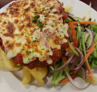 Leggies moe hotel - Southport Accommodation