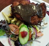 Tolmie Tavern - Southport Accommodation