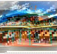 Austral Hotel - Restaurant - Southport Accommodation