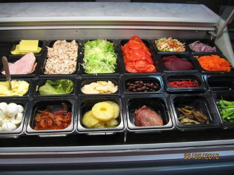 Drouin Gourmet Cafe - Accommodation Southport 0