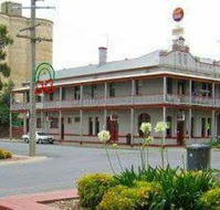 The Grand Central Hotel - Southport Accommodation