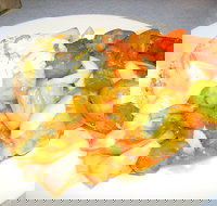 Don's Kitchen - Southport Accommodation