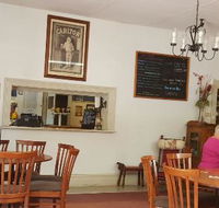 Donald Hotel - Southport Accommodation