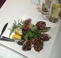 Johno Madden Bar and Grill - Southport Accommodation