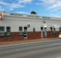 Mount Jeffcott Hotel - Southport Accommodation