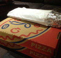 Pax Hill Pizza - Southport Accommodation