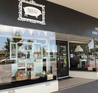 Snout in the Trough - Southport Accommodation