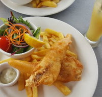 Grand Entrance Bistro - Accommodation Southport