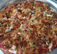 Lakes Pizza  Fish 'n' Chips - Accommodation Southport