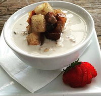 Pearl Beach Cafe - Southport Accommodation