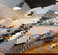 Mosaic Cafe - Southport Accommodation