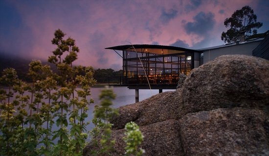 Moonbah NSW Southport Accommodation