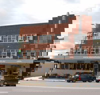 The Alpine Hotel Restaurant Cooma - Southport Accommodation