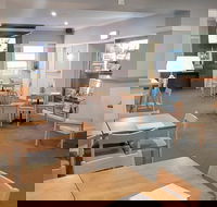 Australian Hotel Yass Bistro - Accommodation Southport