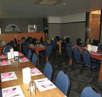 Commercial Hotel Thai Restaurant - Accommodation Southport