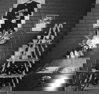 Dark Alley Cafe - Southport Accommodation