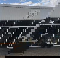 Reclaimed Cafe - Accommodation Southport