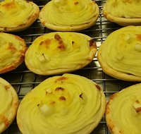 Sutton's Bakery - Accommodation Southport