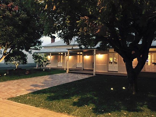 Kars Springs NSW Southport Accommodation