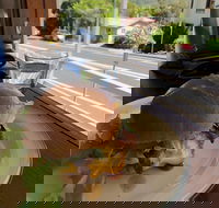 The Hilltop Store - Accommodation Southport