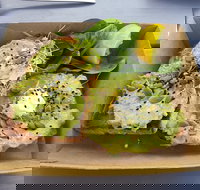 Bar Beach Kiosk - Southport Accommodation