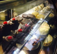 Blue Box Cafe'  Pattisserie