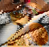 Burger Head - Southport Accommodation