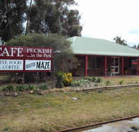 Cafe Peckish - Southport Accommodation