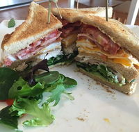 Chives - Southport Accommodation