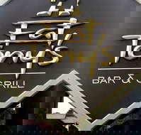 Fat Tony's Bar  Grill - Southport Accommodation