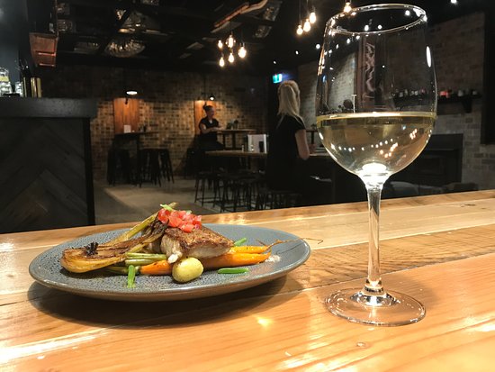 Hall ACT Southport Accommodation