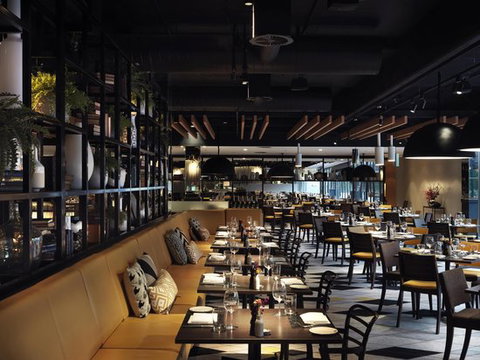 Capitol Bar And Grill - Southport Accommodation 0