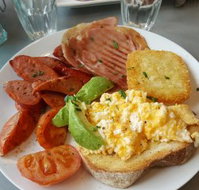 Hot Pop Cafe - Southport Accommodation